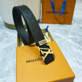 Picture of Louis Vuitton Belts _SKUfw213256722fw
